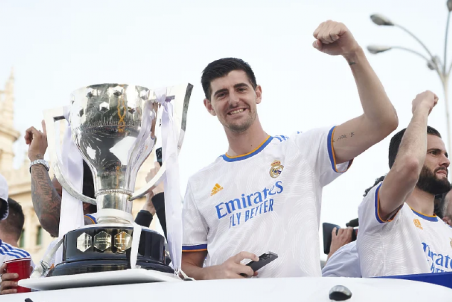 Portieri i Realit shfrytëzon festën e titullit për të tallur Barcelonën