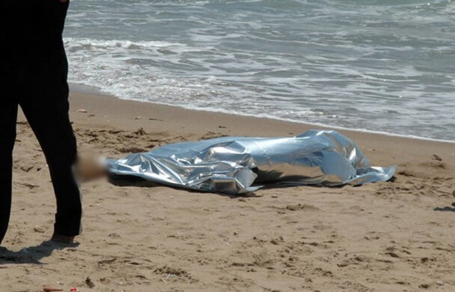 Gjendet i mbytur në det në Durrës një burrë, nuk dihet ende cili është: Përshkrimi