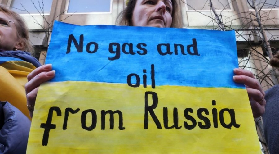 Berlin: Ne jemi gati për embargon ndaj naftës ruse