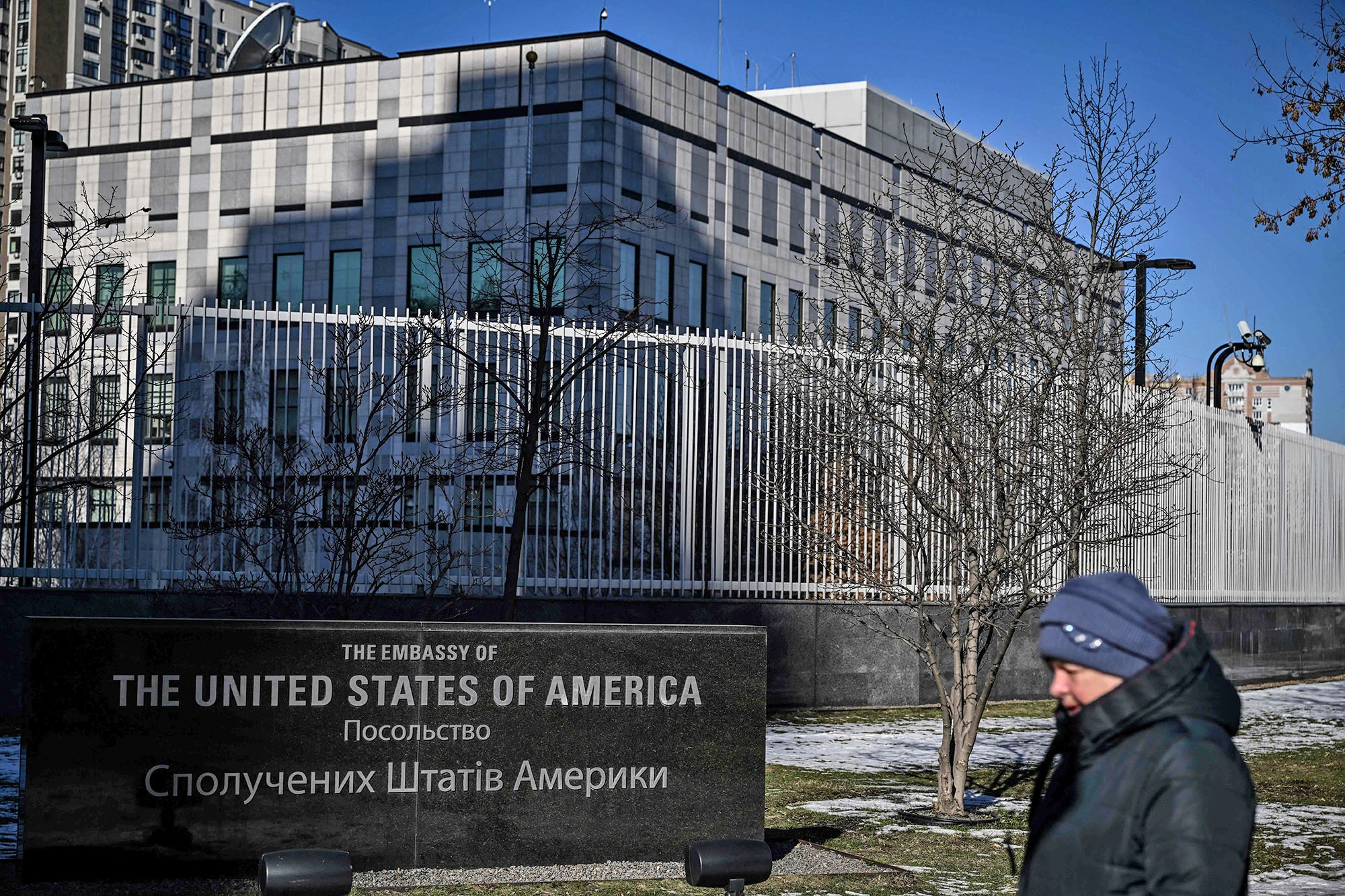 SHBA shpreson që ambasada amerikane të rikthehet në Kiev deri në fund të majit