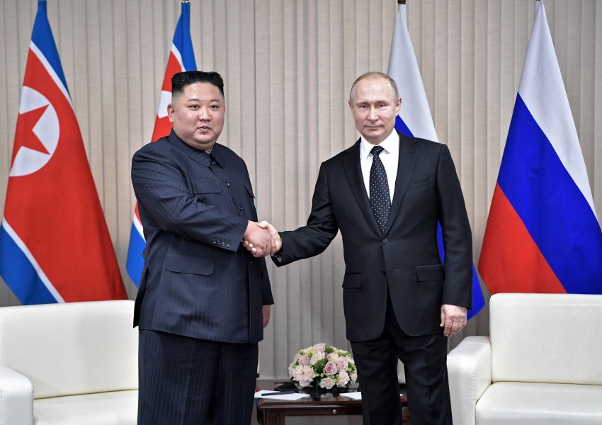  Udhëheqësi i Koresë së Veriut uron Putinin për Ditën e Fitores