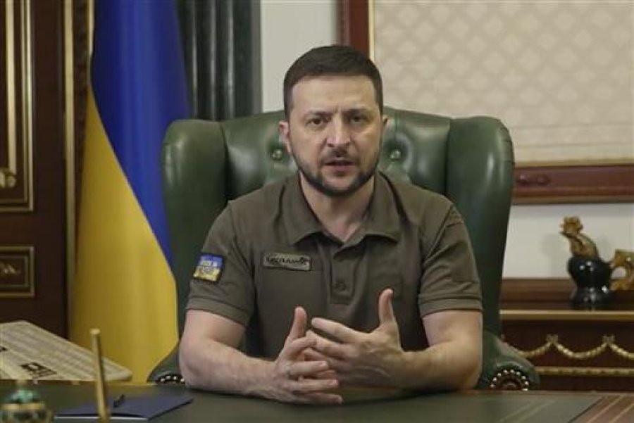 Zelensky: Miliona tonë ushqime kanë ngecur në portet e Ukrainës, Rusia po i vjedh