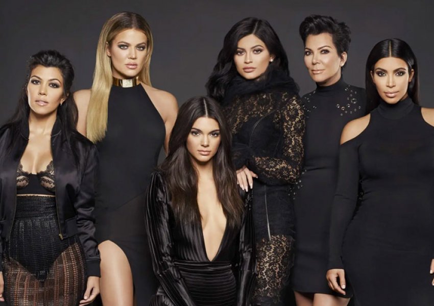 Edhe familja Kardashian futet në ‘listën e zezë’ të Ferrari