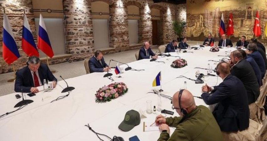Ngecin negociatat midis Ukrainës dhe Rusisë