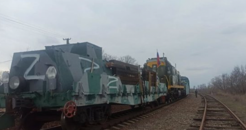 Ukrainasit hedhin në erë trenin që po transportonte ushtarë rus