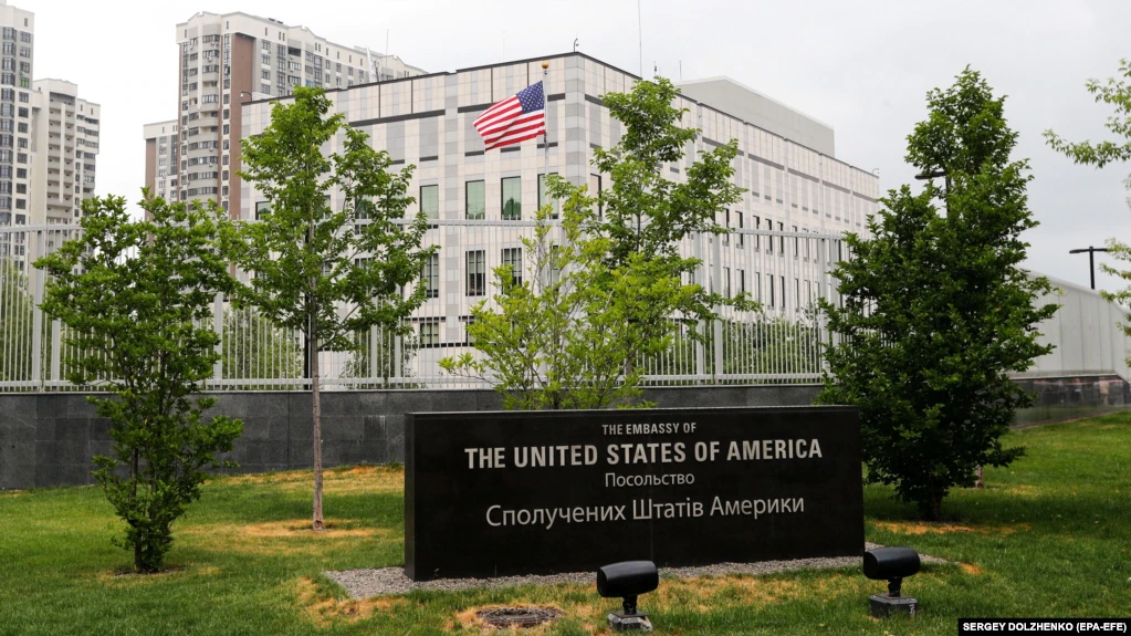 Shtetet e Bashkuara rihapin ambasadën në Kiev