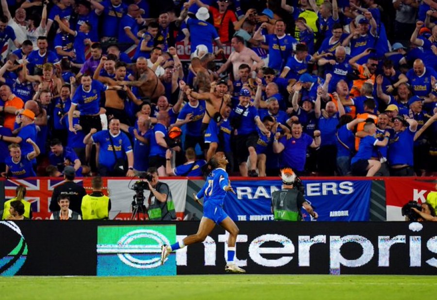 VIDEO/ Aribo zhbllokon finalen e Europa League, Rangers ndëshkon Frankfurt