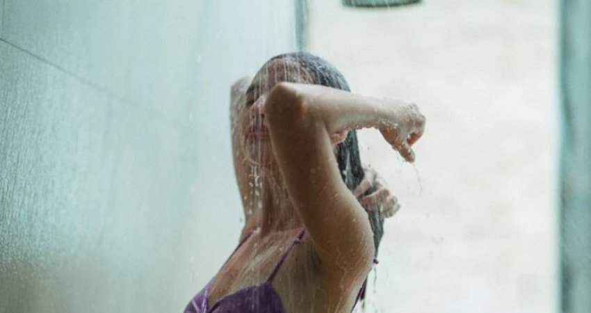 E zbulon ky shkencëtar: Idetë më të mira u vijnë njerëzve në dush