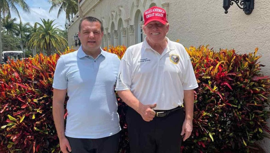 Biznesmeni Shkëlqim Devolli takon Donald Trump në Florida, flasin për rritjen e bashkëpunimit ekonomik