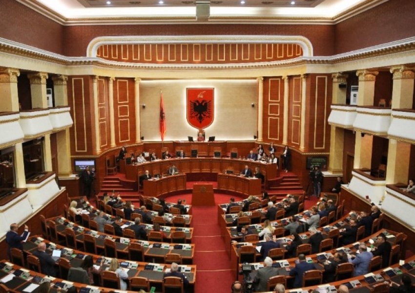 Gjenocidi serb në Kosovë/ PD rezolutë në Kuvend që në datën 23 maj, Alibeaj kopjon draftin
