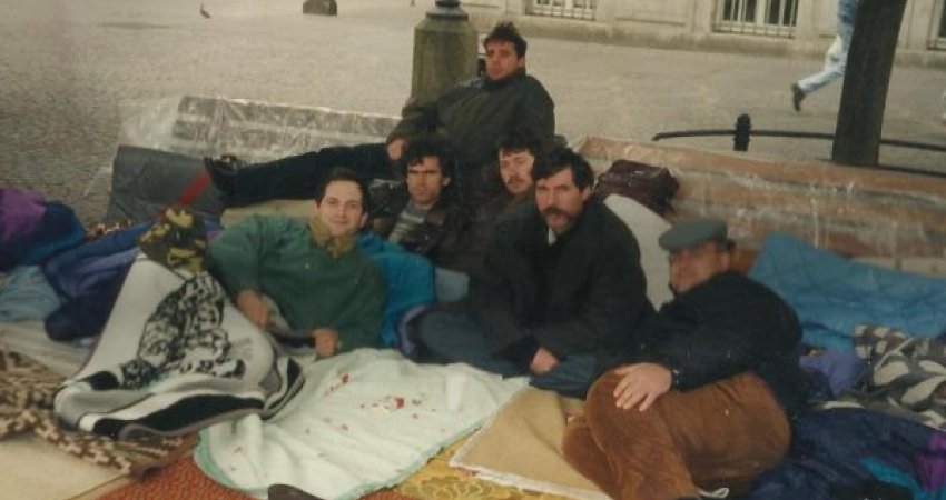 Fotografi e rrallë e vitit 1996, Fehmi Lladrovci, Ilaz Kodra e Sami Lushtaku në  Gjermani