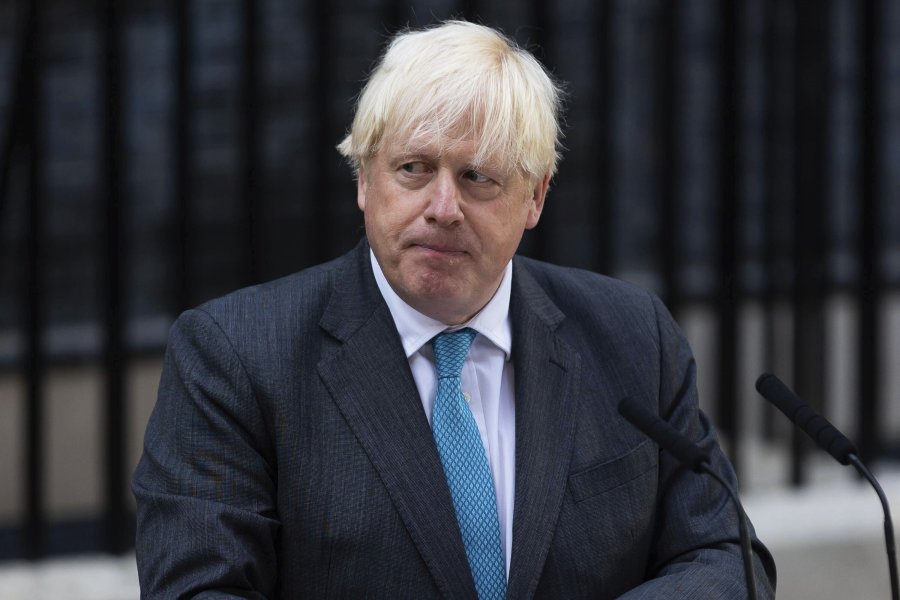 Johnson në telashe, ish-kryeministri i Britanisë rrezikon postin në Parlament