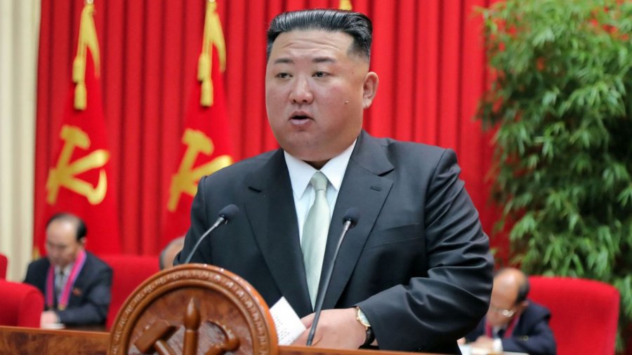 ‘25 virgjëreshat e Kim Jong Un’/ Si përzgjidhen vajzat që bëhen pjesë e haremit të diktatorit