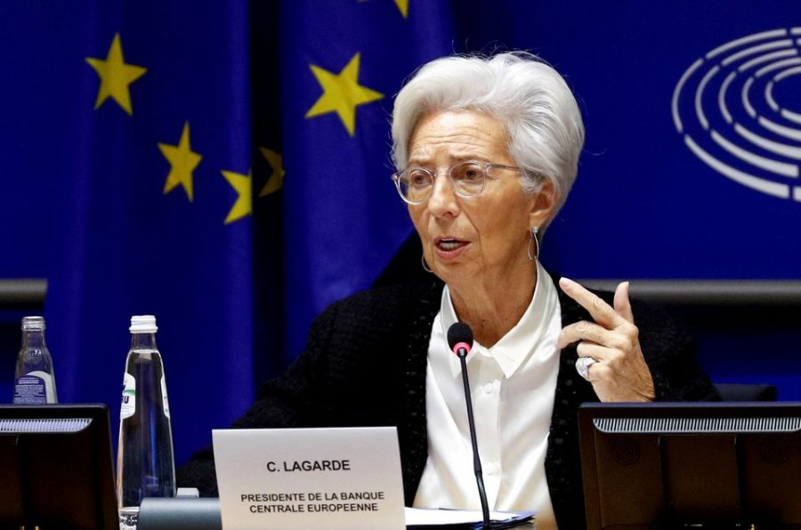 Eurozona: Për Christine Lagarde, recesioni i mundshëm nuk do të mjaftojë për të zbutur inflacionin