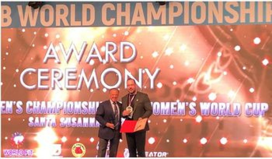 'Medalje e artë'/ Marin Meksi nderohet nga presidenti i Federatës Botërorë të Bodybuilding&Fitness
