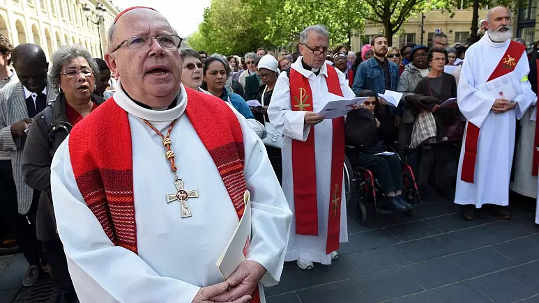 Kardinali francez rrëfen se ka abuzuar sek*ualisht me një adoleshente - tronditet sërish Kisha Katolike