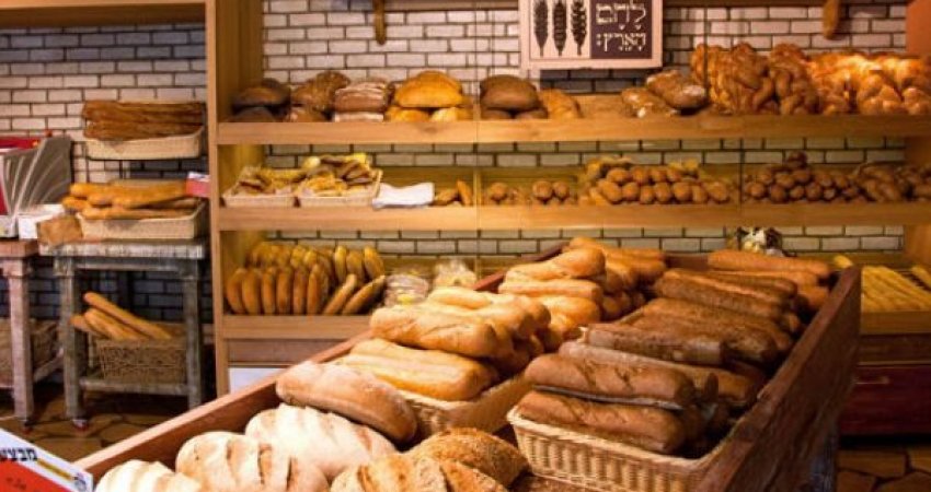 Afro 20 persona kërkojnë ndihmë mjekësore, dyshohet se u helmuan nga produktet e një furre në Prishtinë