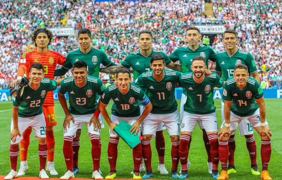 Lojtari më i mirë meksikan në histori nuk do të shkojë në Kupën e Botës për shkak të prostitutave