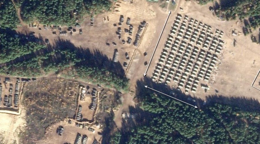 Pamjet nga sateliti tregojnë se si trupat ruse po grumbullohen në Bjellorusi