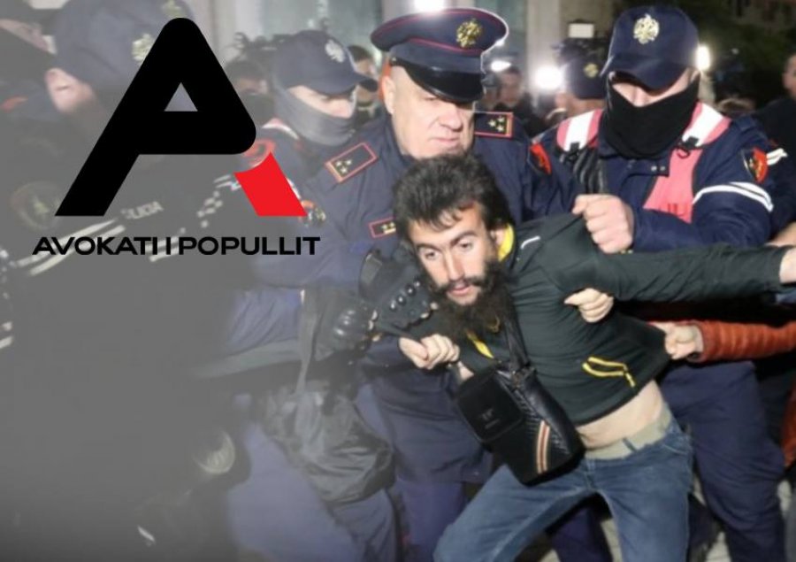 ‘Shoqëruan dhunshëm qytetarin në protestë'/ Avokati i Popullit nis hetimin: Policia na pengoi në punën tonë 