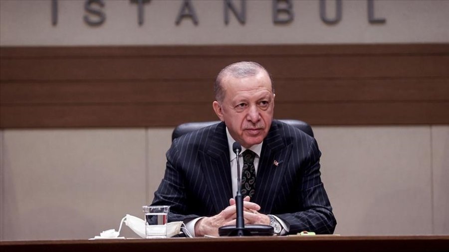 Erdogan: 6 të vdekur dhe 53 të plagosur nga shpërthimi në Taksim të Stambollit