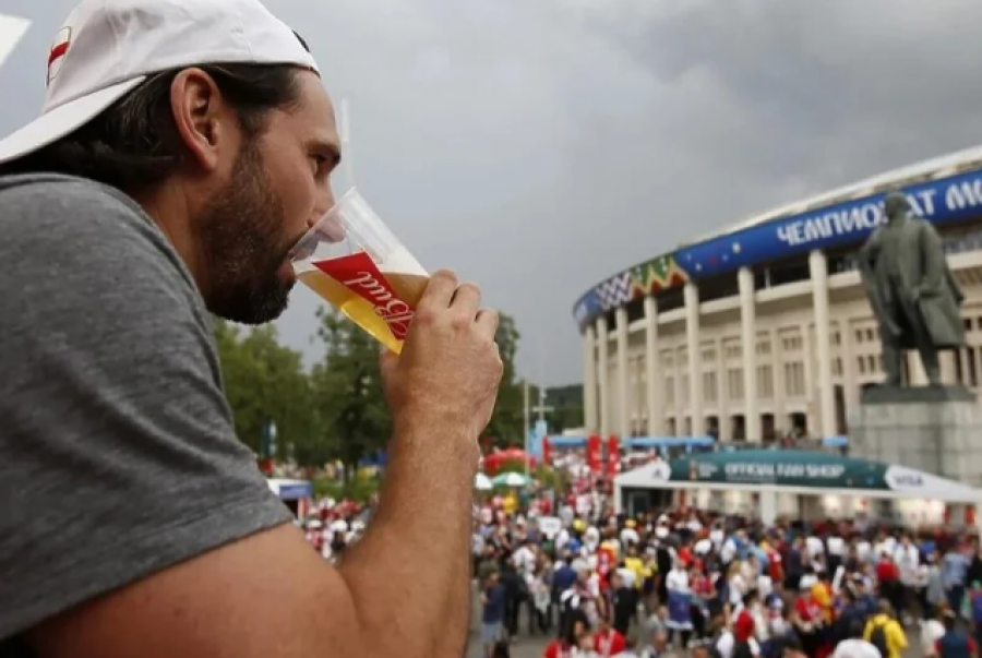 Tifozët të shtangur nga ndalimi i alkoolit në stadiume: Nuk ka kuptim të shkosh në ndeshje