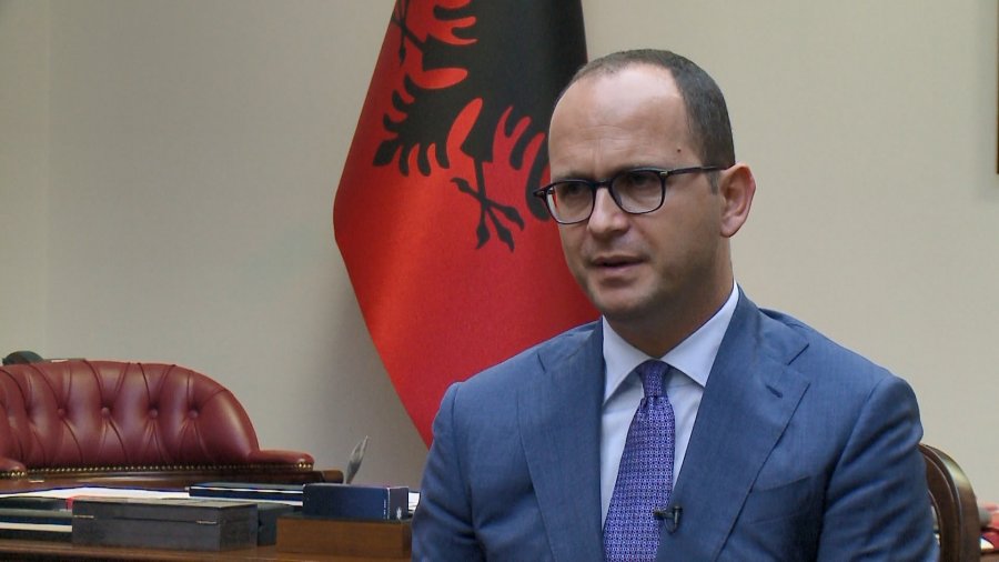 Ish-Ministri i Jashtëm i qeverisë Rama: Pas ngjarjeve të fundit në Kosovë qëndron Beogradi Zyrtar