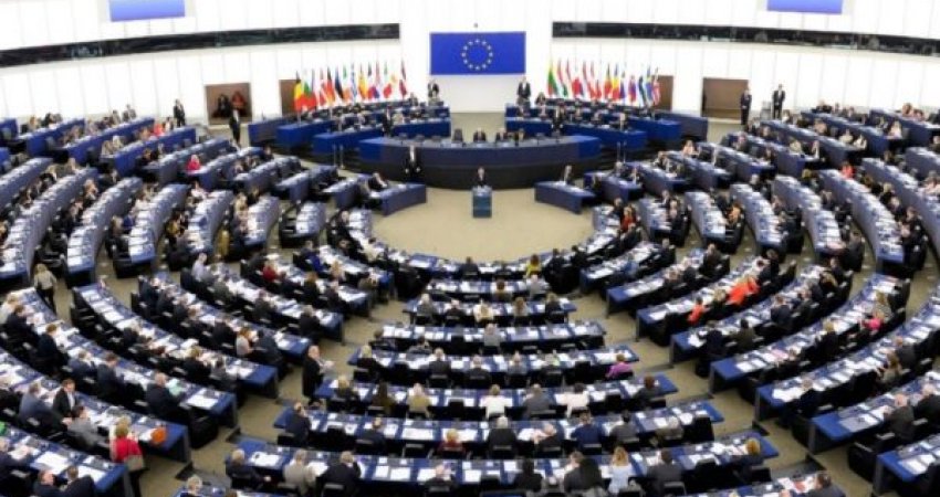 BE: Dyshimet për korrupsion dëmtojnë besueshmërinë e Evropës