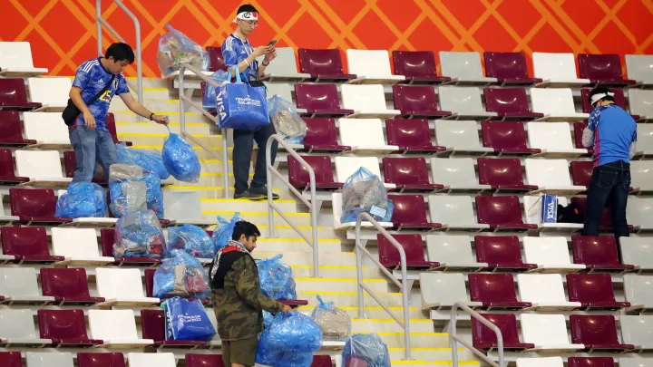 Japonezët nuk e harrojnë zakonin, bëjnë ‘xixë’ stadiumin pas fitores me Gjermaninë