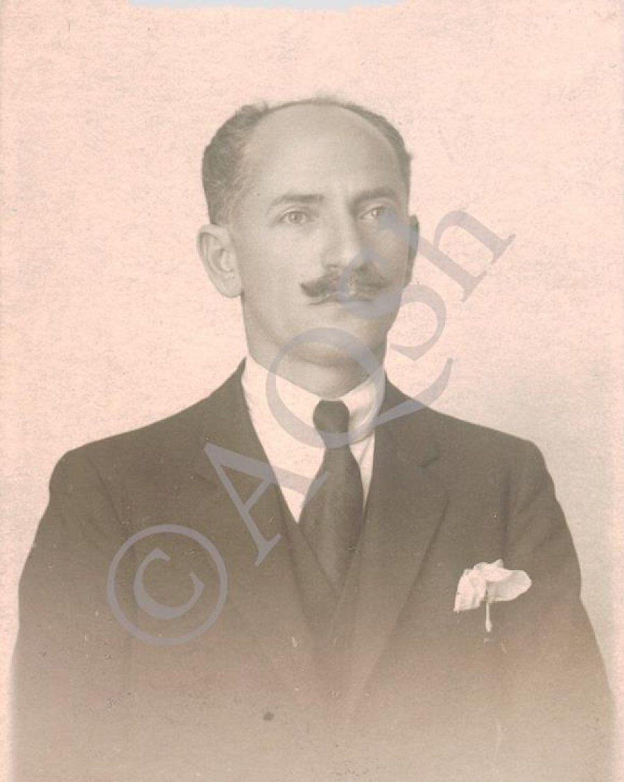 Më 23 nëntor 1951 ndërroi jetë i pari shkrimtar shqiptar nga Mali i Zi, Nikollë bej Ivanaj