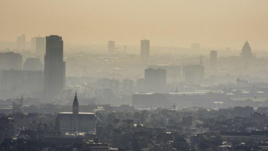 Të paktën 238.000 njerëz në be vdiqën para kohe si pasojë e ajrit të ndotur 