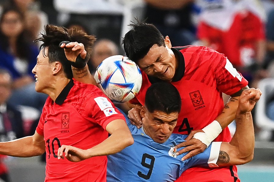 Mbrojtjet e Uruguait dhe Koresë së Jugut janë pa të meta, barazim pa gola në Kupën e Botës