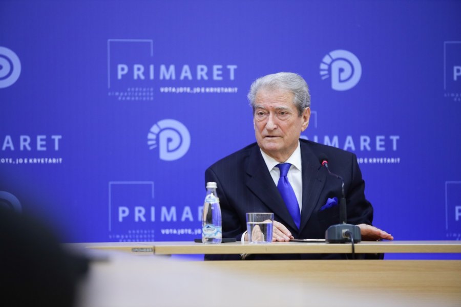 Berisha says the opposition will protest outside the prime ministry on December 6