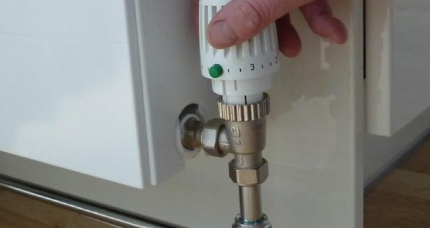 Gjashtë gabime me radiatorët që rrisin faturën e ngrohjes pa nevojë