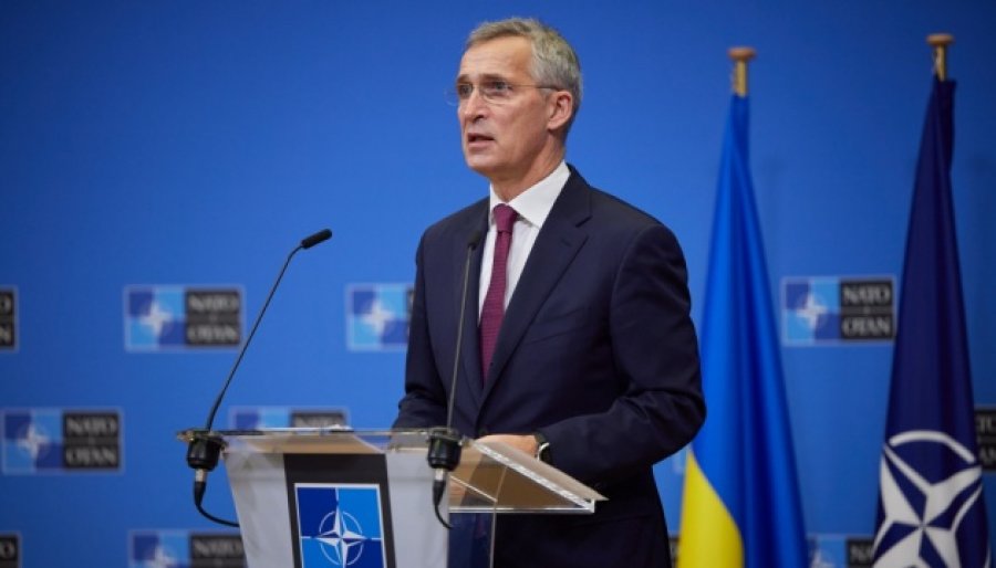 Stoltenberg: NATO do të qëndrojë me Ukrainën për aq kohë sa të duhet