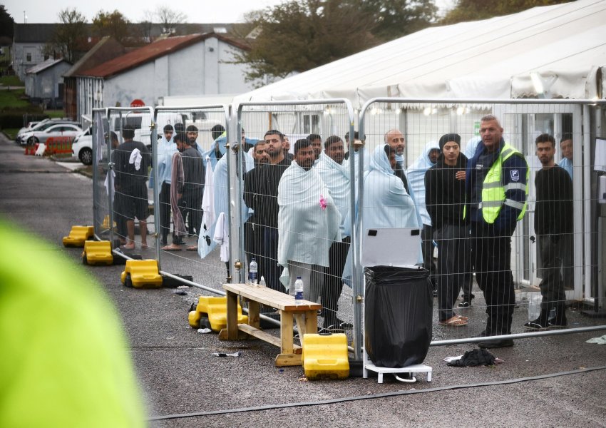 Rriten rastet me difteri në kampet e emigrantëve në Britani