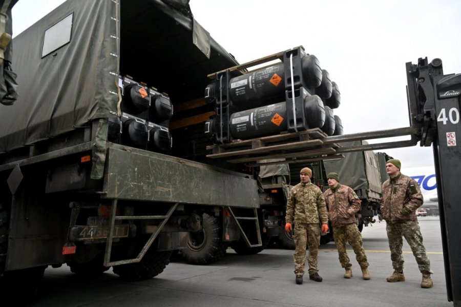 Moska në vështirësi, por edhe vendet e NATO-s po mbarojnë armatimet për Ukrainën