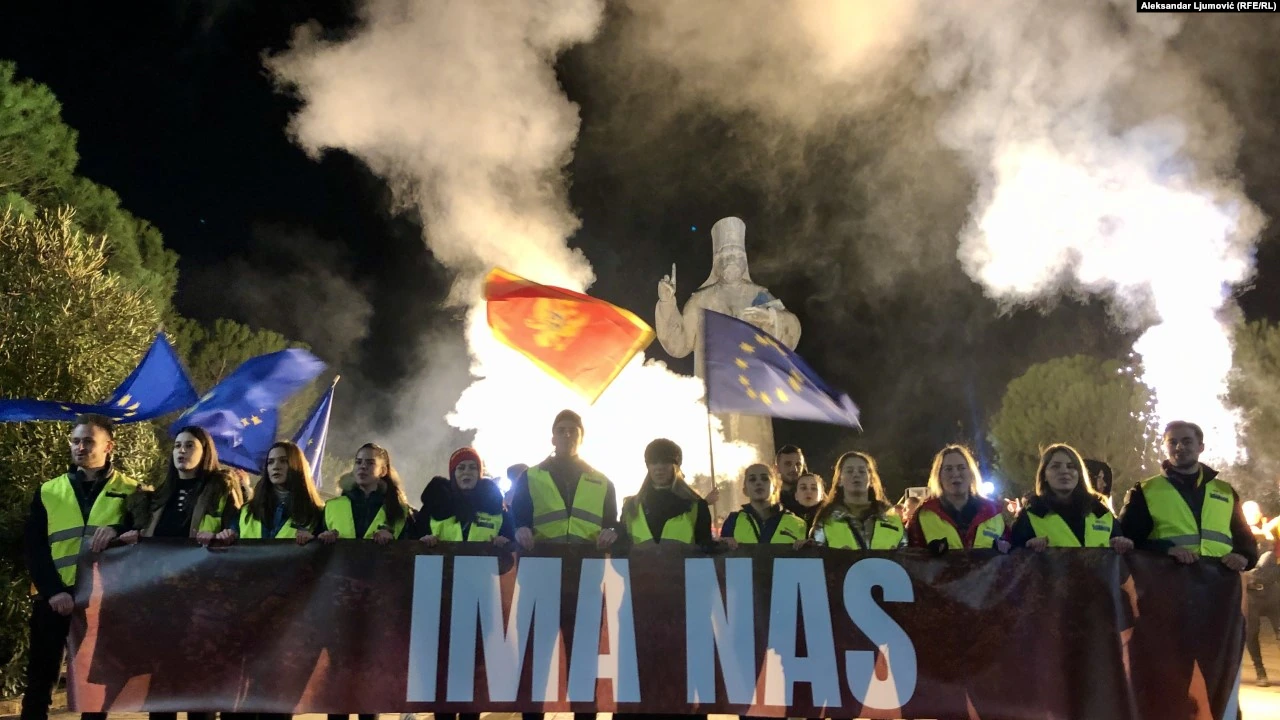 Ndizen protestat në Malin e Zi: Të hyjmë në BE, jo në 'Ballkanin e Hapur', në botën fantazmë serbe