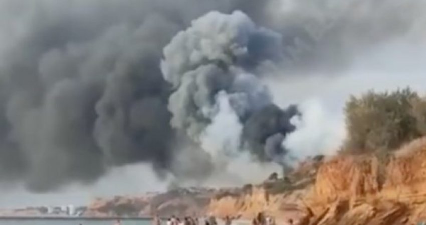 Shpërthen në flakë baza ajrore ruse në Krime