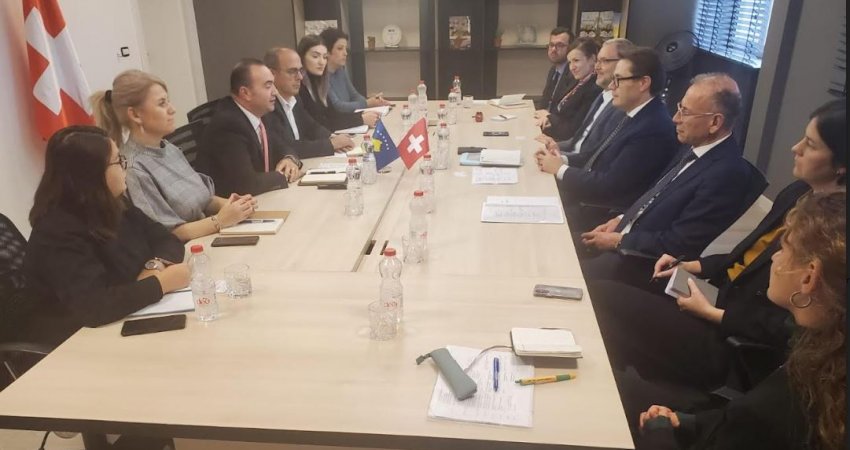 Kryetari i Odës Ekonomike takohet me parlamentarë zviceranë, flasin për tregtinë e lirë Kosovë-EFTA