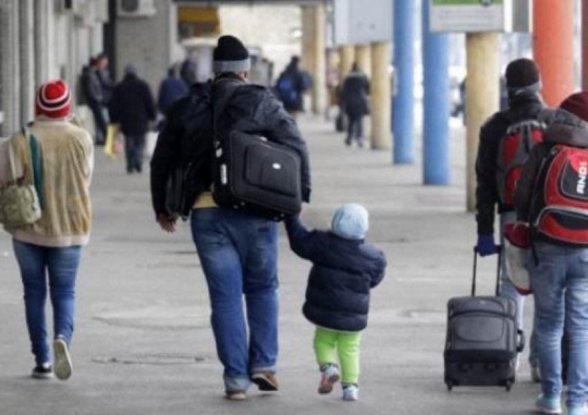 Kërkesat për azil: Pas Anglisë dhe Francës, del në skenë edhe Irlanda