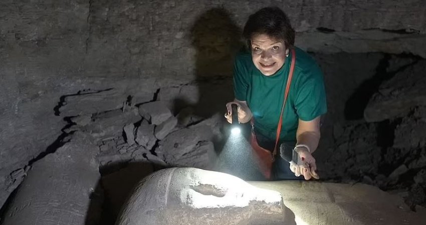 Zbulohet një sarkofag mahnitës i fisnikut të lashtë egjiptian