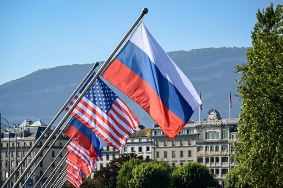 Ambasadori i Rusisë: Ndihma ushtarake që SHBA dërgon në Ukrainë është një kërcënim për Moskën