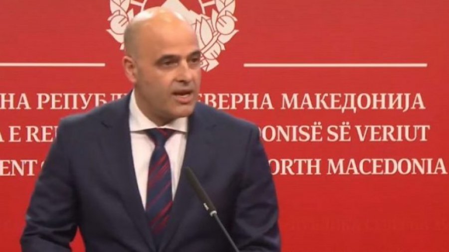 Qeveria e Maqedonisë së Veriut prezanton masat e reja kundër krizës: Pakoja e re e ndihmës 350 milionë euro