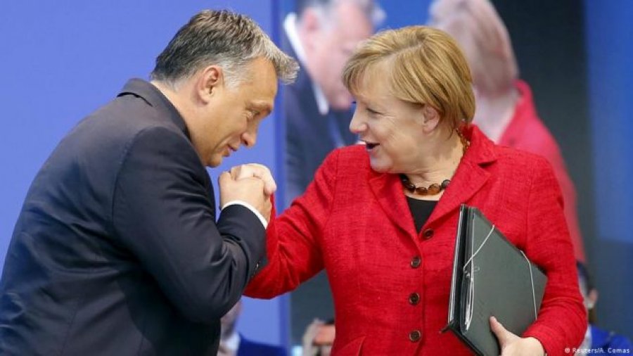 Orban: Merkel do ta kishte parandaluar luftën në Ukrainë! Biden s'është personi i duhur