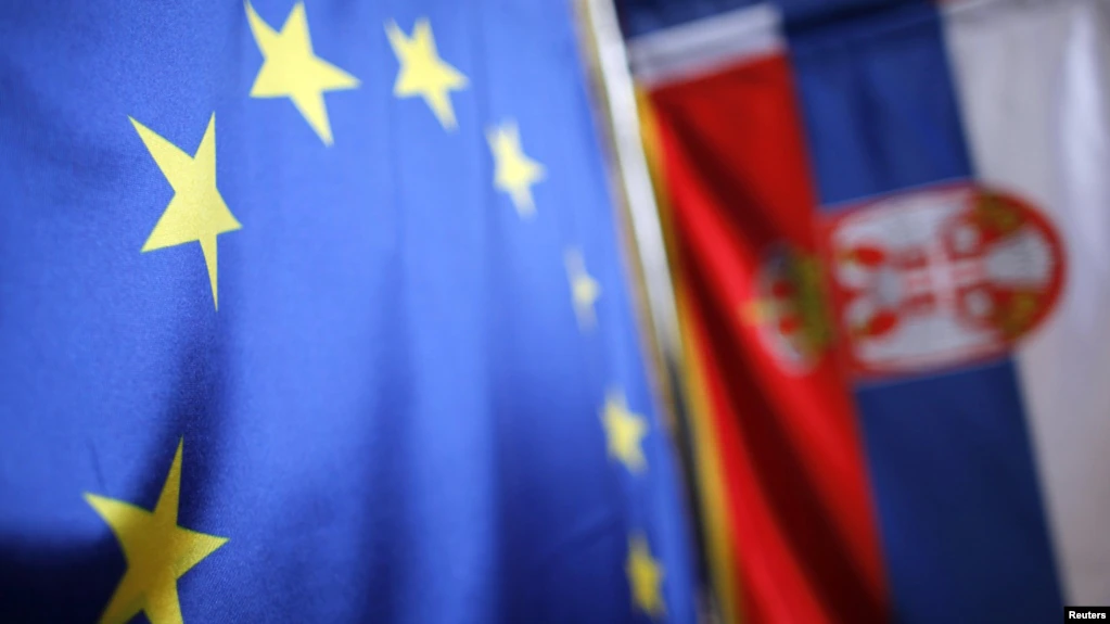 BE kërcënon Serbinë me pezullim të liberalizimit të vizave