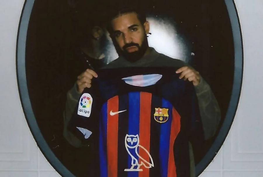 Barcelona nderon Drake për ‘El Clasico-n’ ndaj Real Madrid