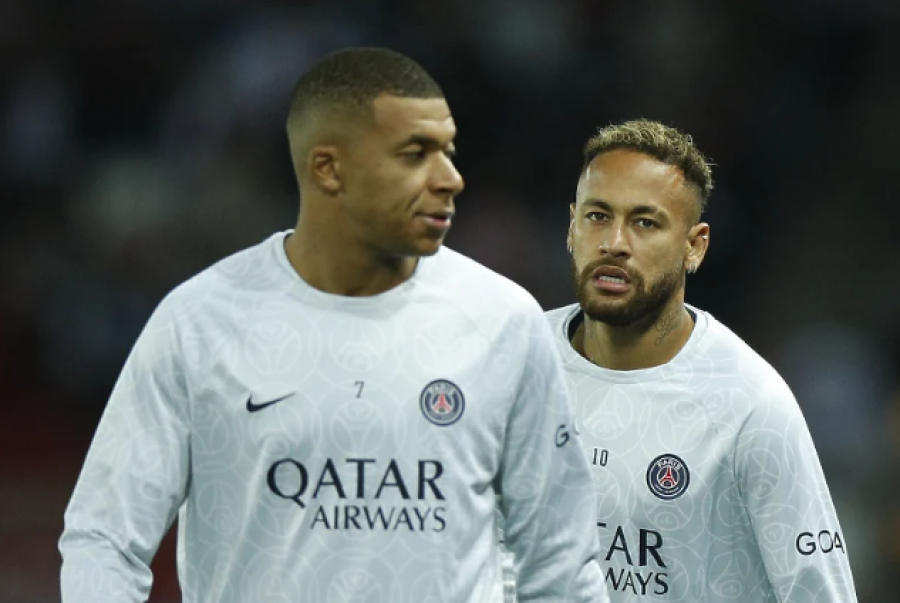 PSG në telashe për shkak të Neymar dhe Mbappe, nuk e realizuan premtimin ndaj sulmuesit francez