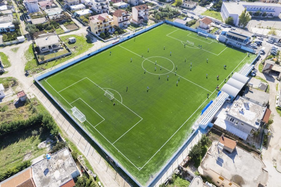 Inaugurohet fusha e re e stadiumit të Orikumit, Presidenti i FSHF, Duka: Investim i rëndësishëm