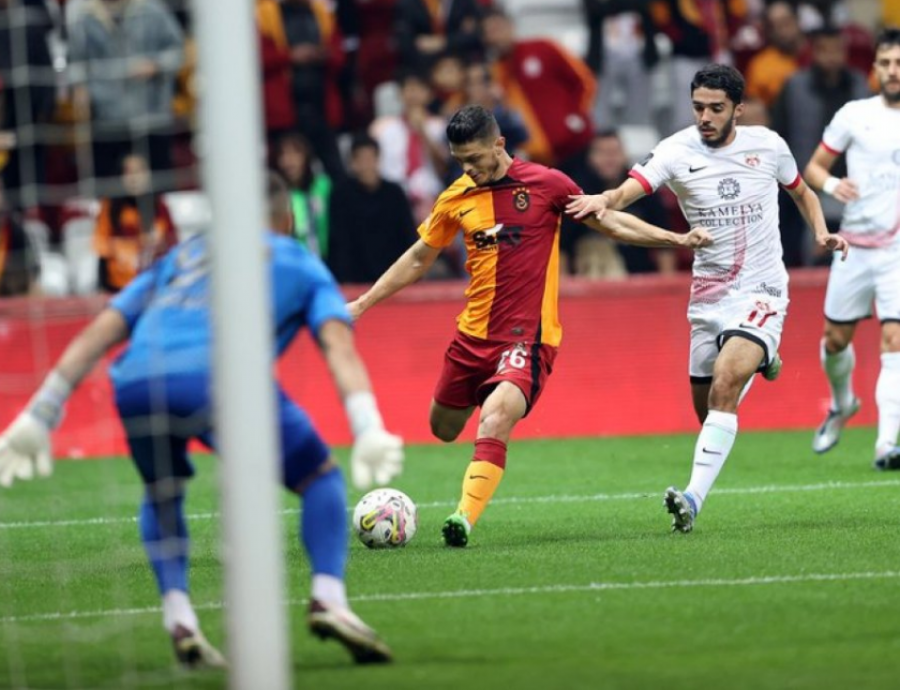 VIDEO/ Nuk ndalet Rashica, shënon sërish për Galatasaray-n